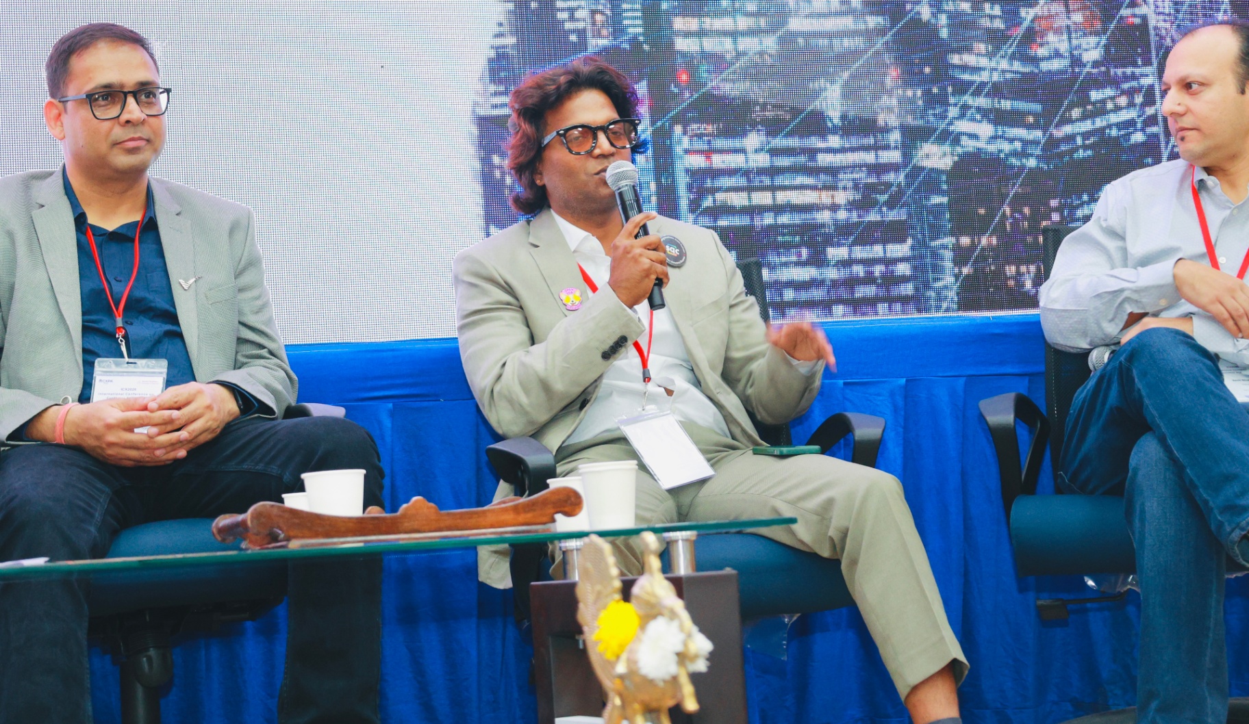 Saravanan on stage